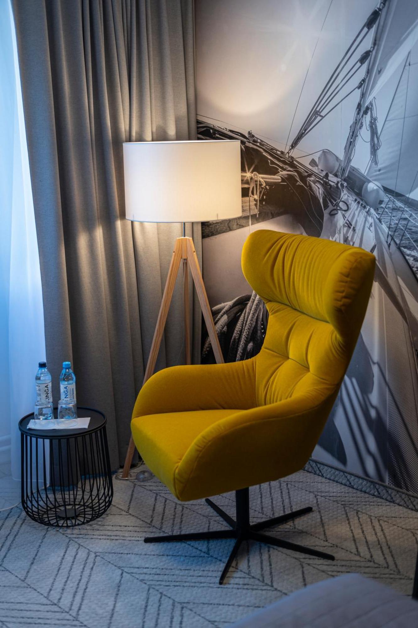 Omega Hotel Ольштын Экстерьер фото