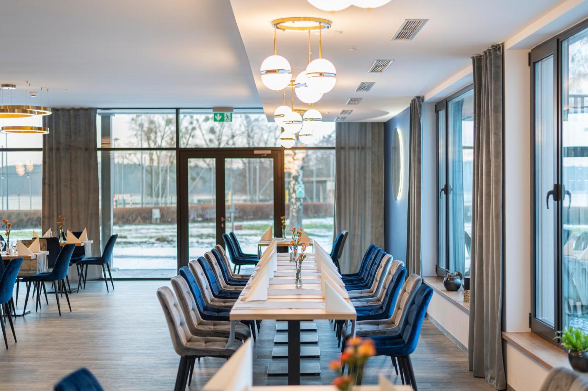 Omega Hotel Ольштын Экстерьер фото