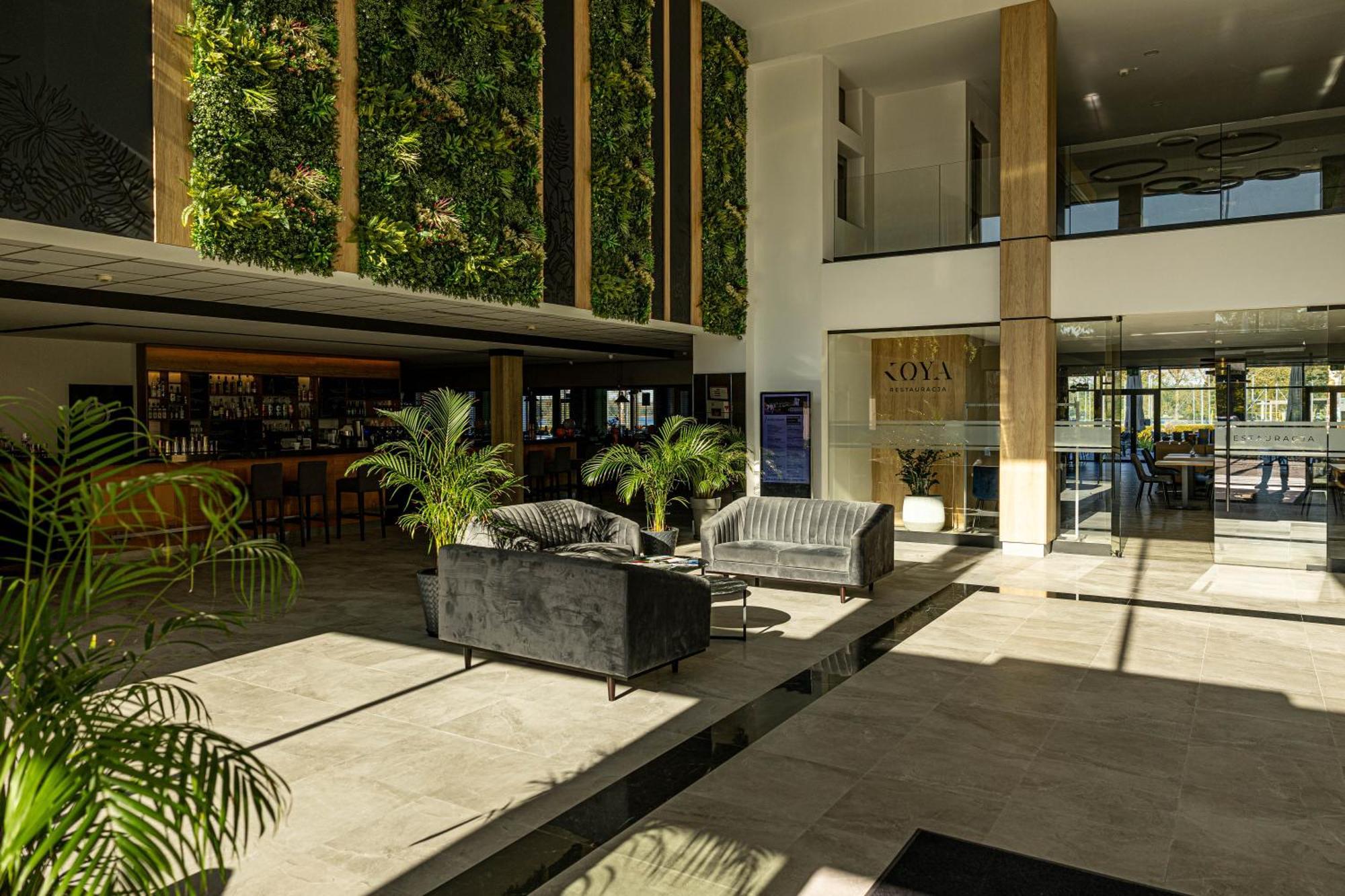 Omega Hotel Ольштын Экстерьер фото